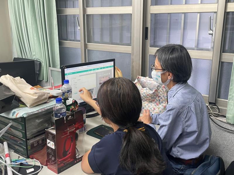 兩人討論更豐富更有趣!