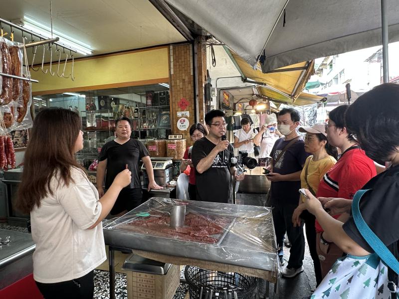 期望透過持續性的課程設計,讓AI科技走入社區、進入家庭,協助民眾提升自我競爭力,打造智慧而有感的數位生活。