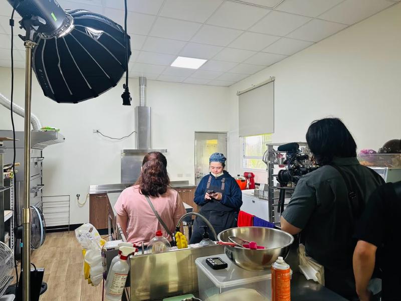 數位機會中心的職人拍攝