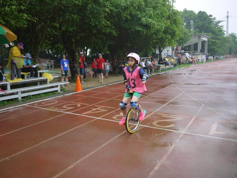 頂庄國小參加 20160521 樹專盃全國中小學獨輪車錦標賽-封面照