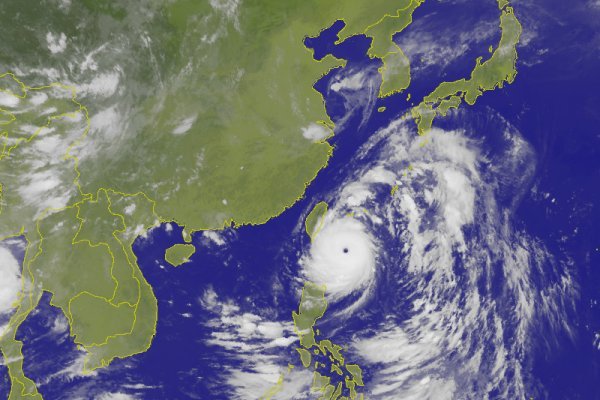 「戰士颱風」尼伯特來了！後壁DOC提醒各位學員善加利用數位資訊了解颱風動態，後壁DOC關心各位學員的安全-封面照