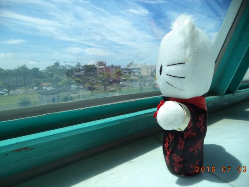 學員反覆練習攝影技巧