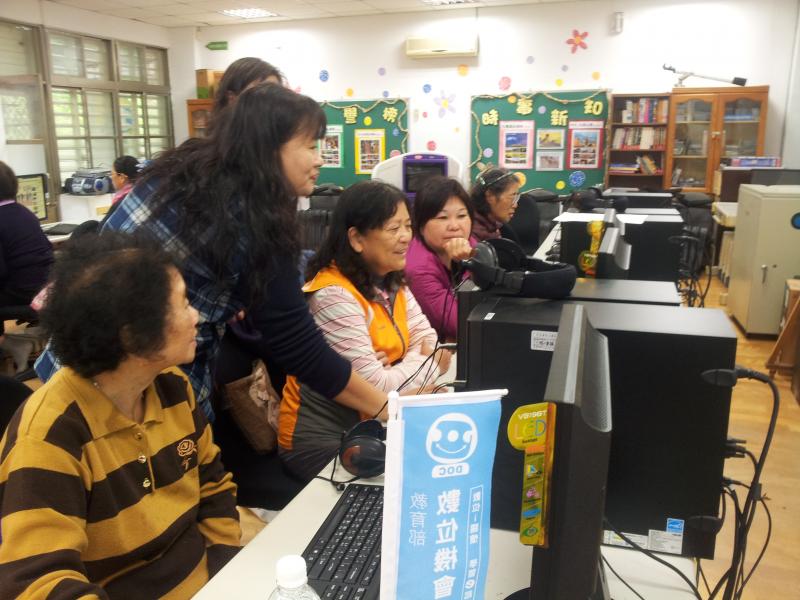 講師親身指導學生