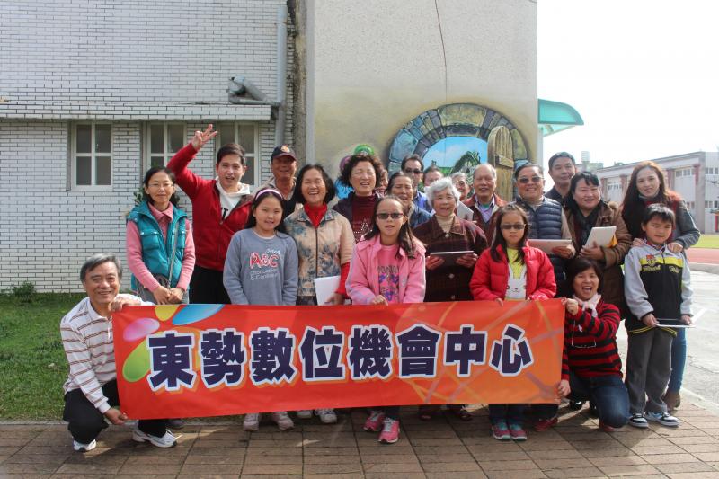 數位攝影室外實拍樂開懷-封面照