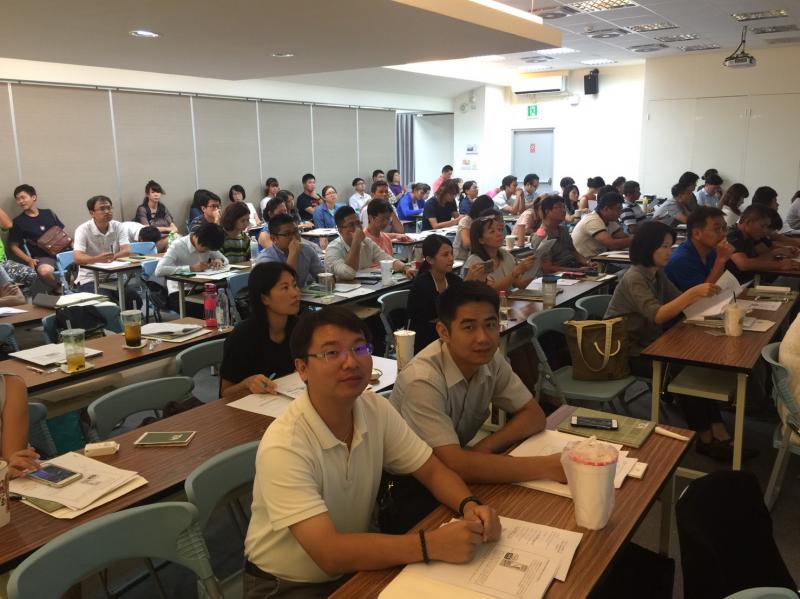 後壁DOC協同學員廠商參加行政院農委會「105年度外銷農產品品牌輔導專案管理計畫(TGA計畫 )」說明會-封面照