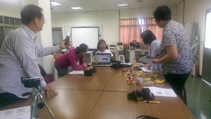 小小物件拍拍照-封面照