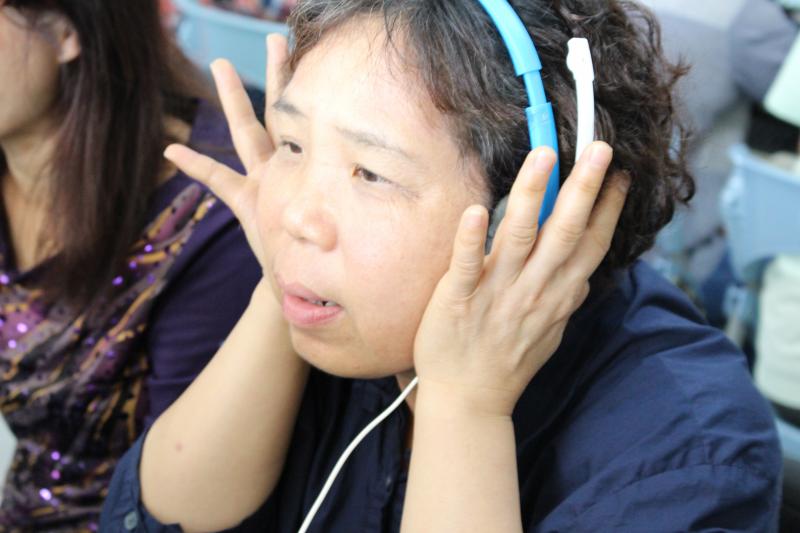 戴起耳機YOYOYO-封面照