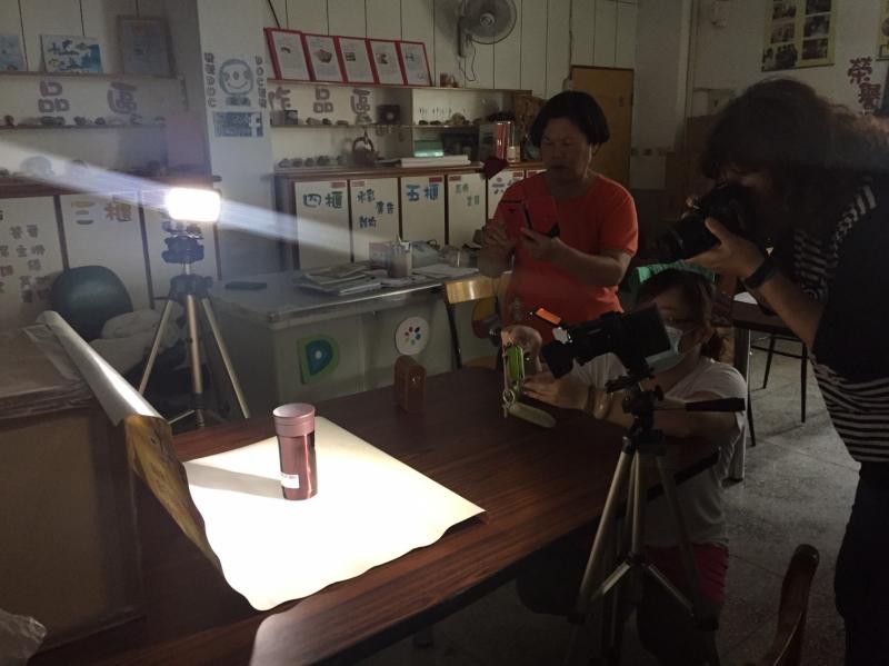 成功DOC-106/4/17商品攝影《上課照片及影片實錄》-封面照