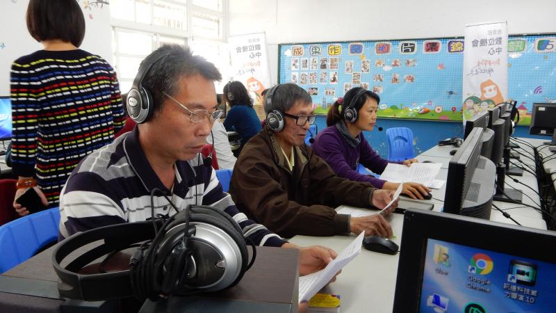 廣播說出來-封面照