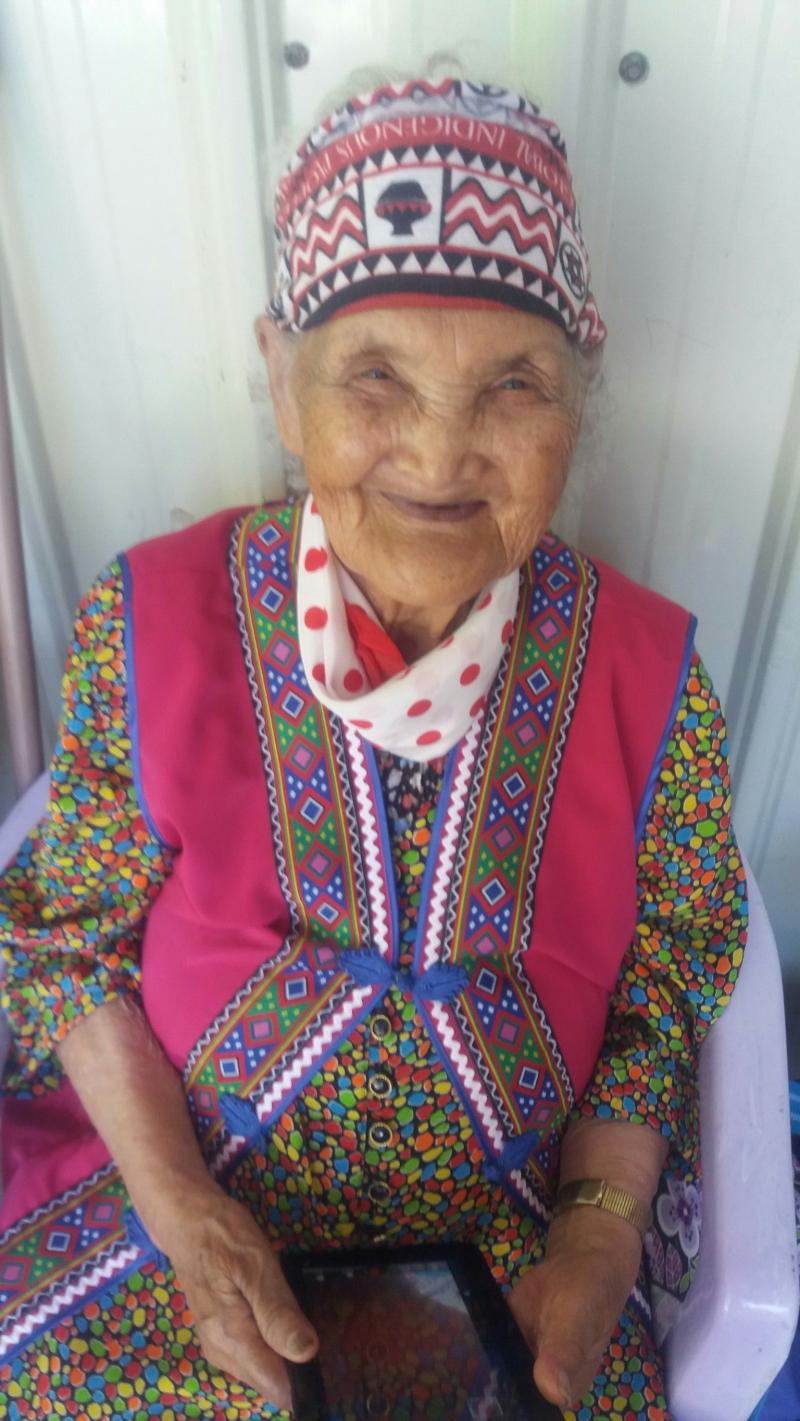 106年社區課程-E滑就通班-封面照