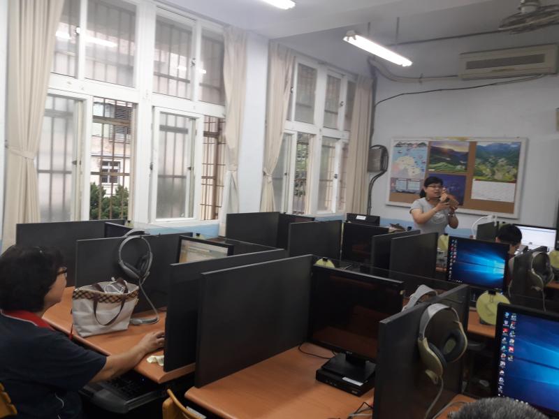 106.6.18生活體驗VR課程-封面照