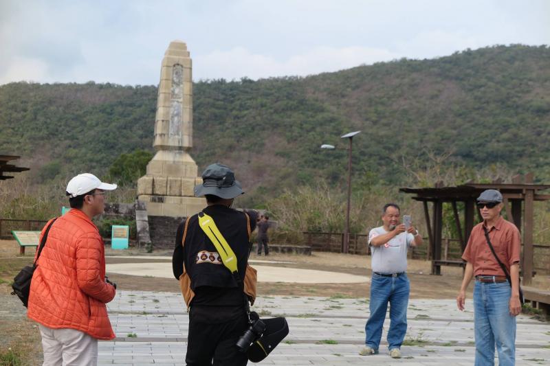 用鏡頭看故鄉－基礎攝影-封面照