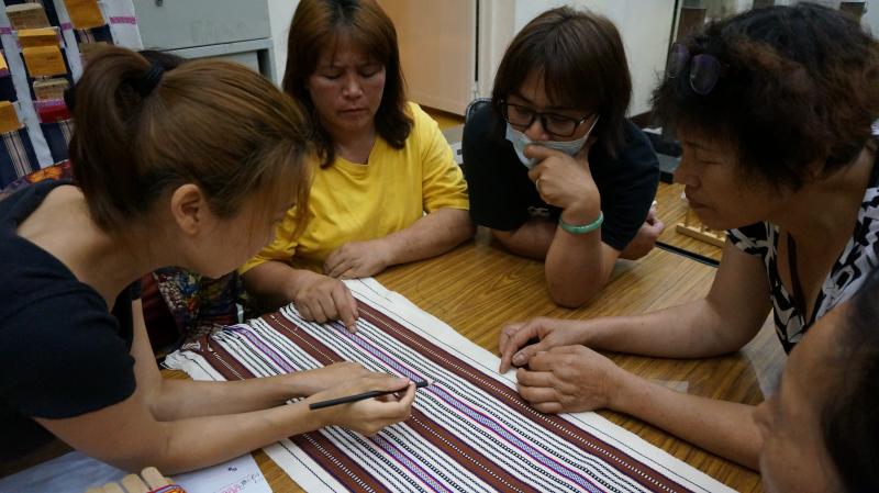 泰雅手工藝品製作-封面照