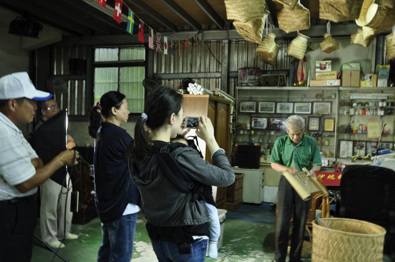 《DOC 小百工》龐大陣容拍攝茶簍編織達人－戴民良-封面照