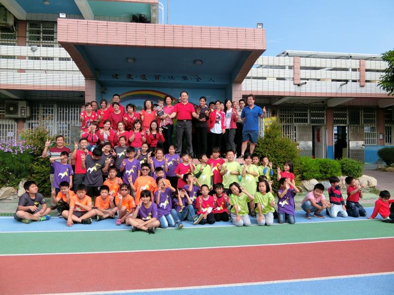 空拍記錄芳苑生態 育華國小空拍機入選全國創意課程-封面照