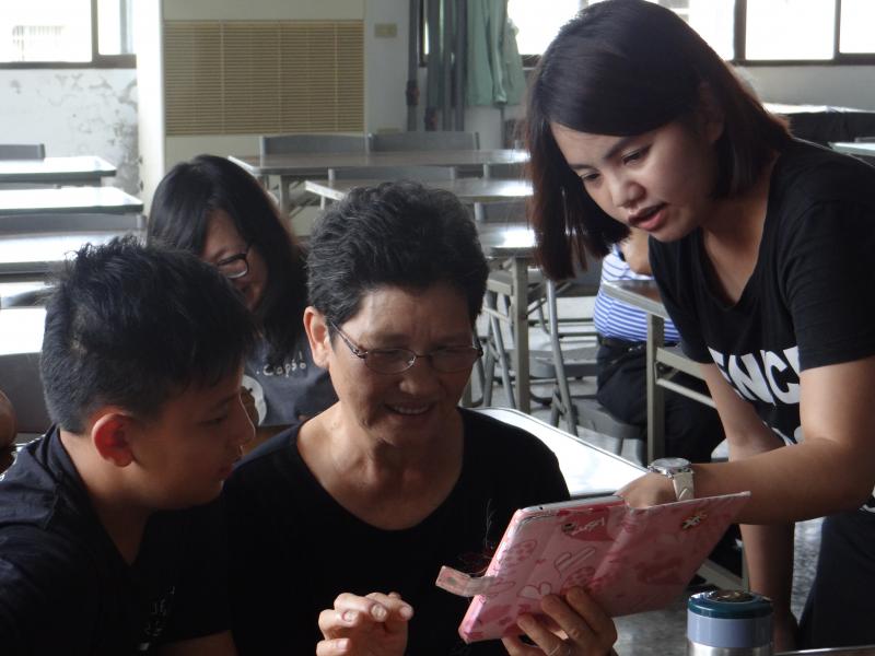 7/3銀髮族健康存摺APP教學-封面照