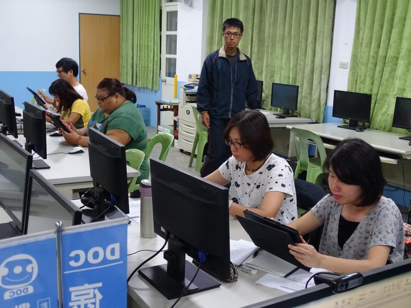 自導自演平板影音紀錄-封面照