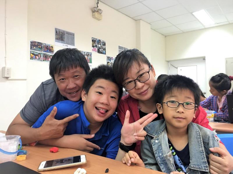 親子共學，人偶定格動畫-封面照