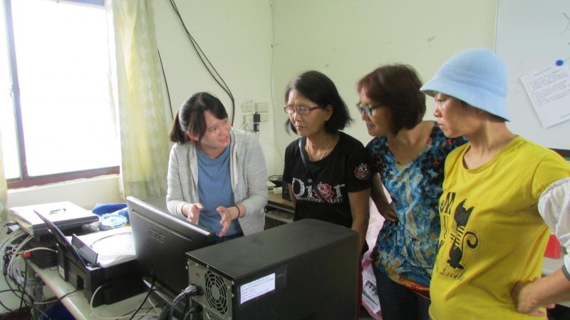 平面海報製作課程成果-封面照