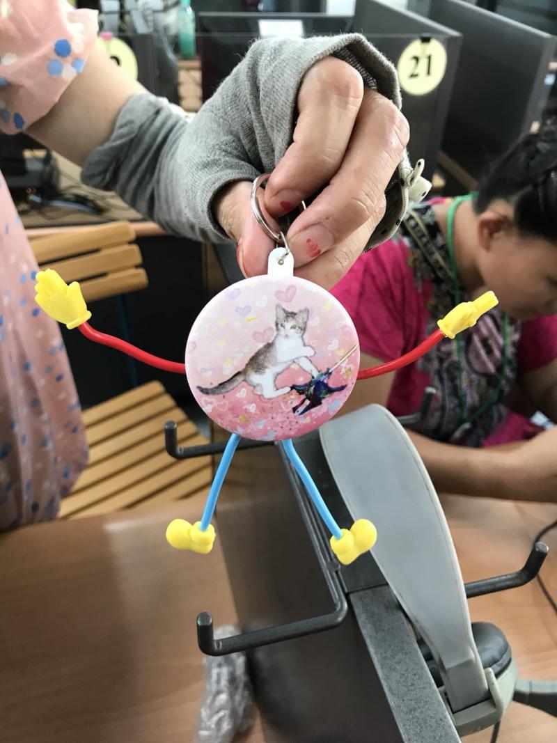 107.5.13照片修圖-特色胸章(1)	-封面照