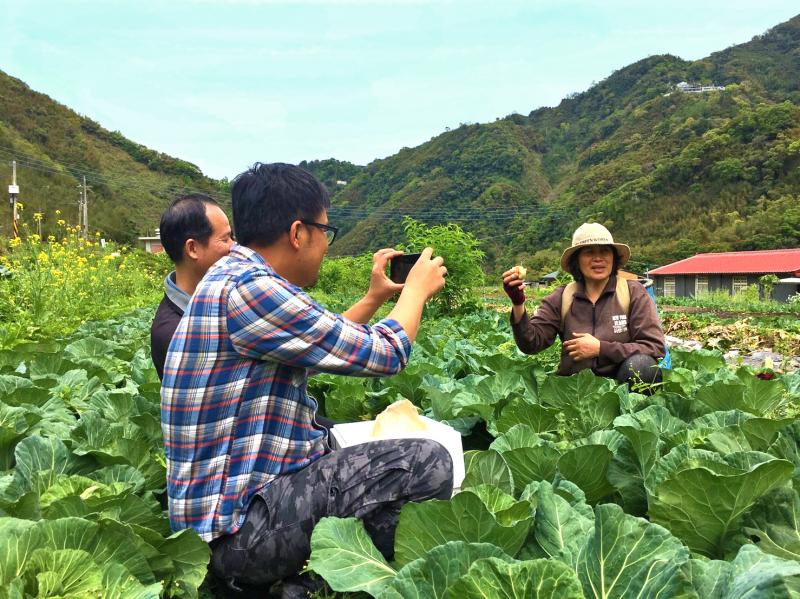 我的生活我的家　田野攝影棚開拍-封面照