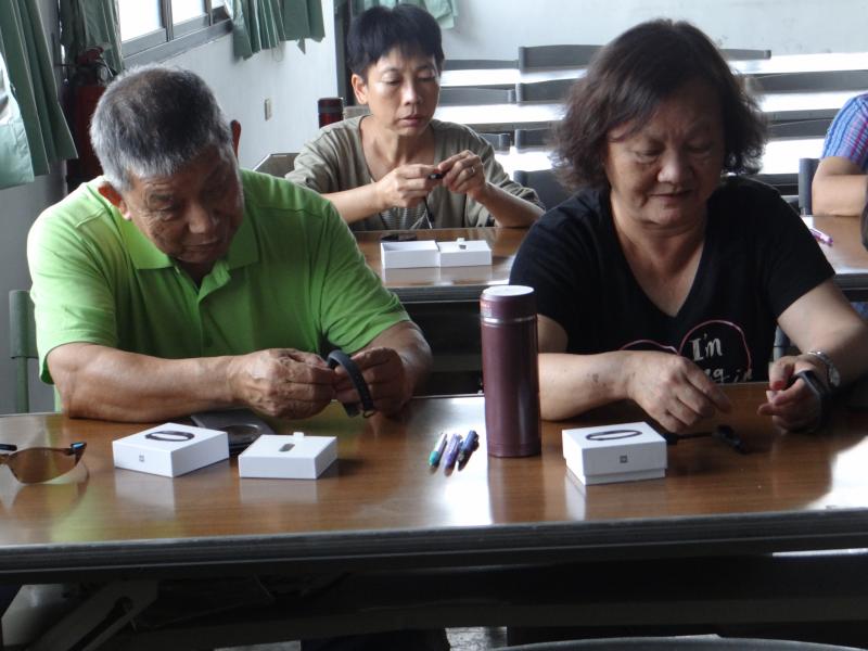 05/21營運計畫-銀髮族健康照護（智慧裝置體驗操作）-封面照