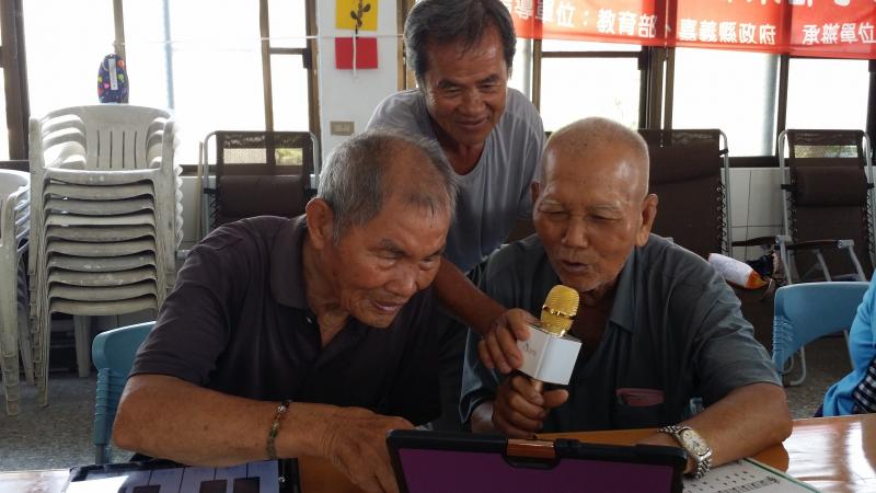 一起來唱唱回味兒時記憶-封面照