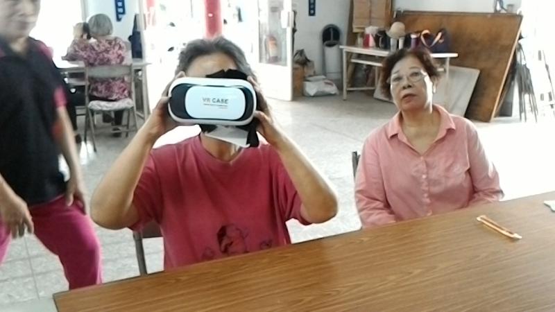 我學會了用手機練習唱歌 中寮DOC學員劉勝美-封面照