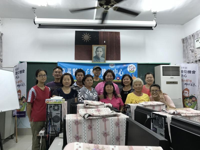 名片海報設計-封面照