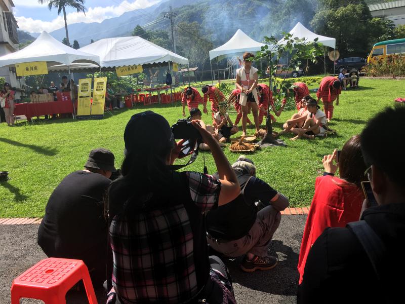 泰雅舞蹈全紀錄-封面照