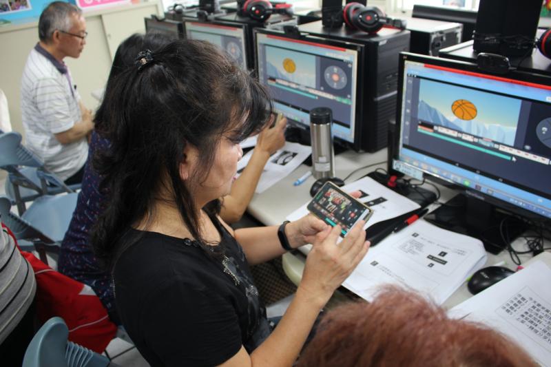 我不是玩遊戲，我在剪影片！-封面照