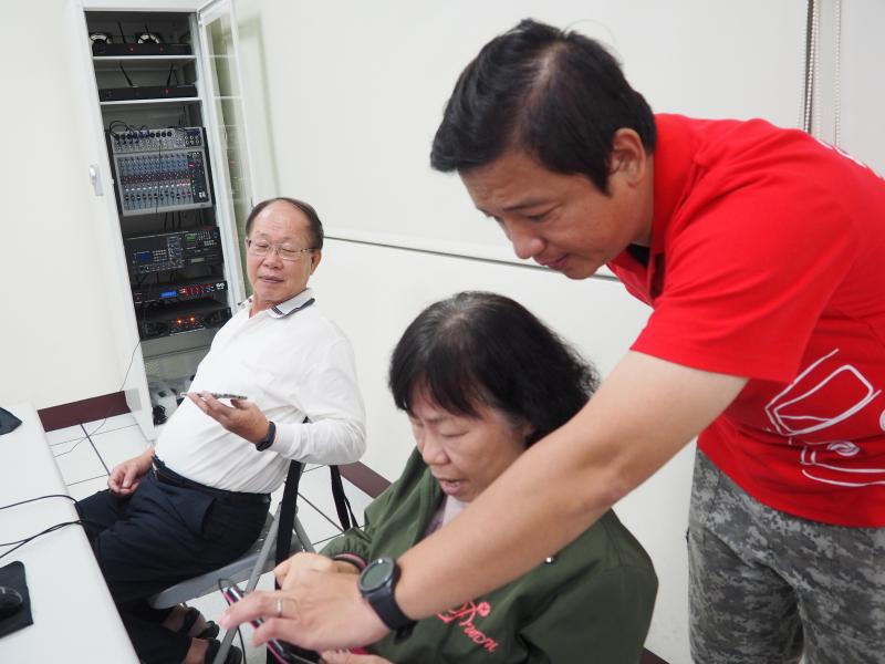 老師指導蘊藝手機版威力導演軟體