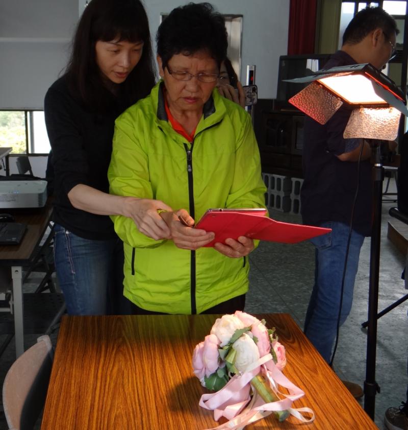 銀髮族-攝影基礎班-封面照