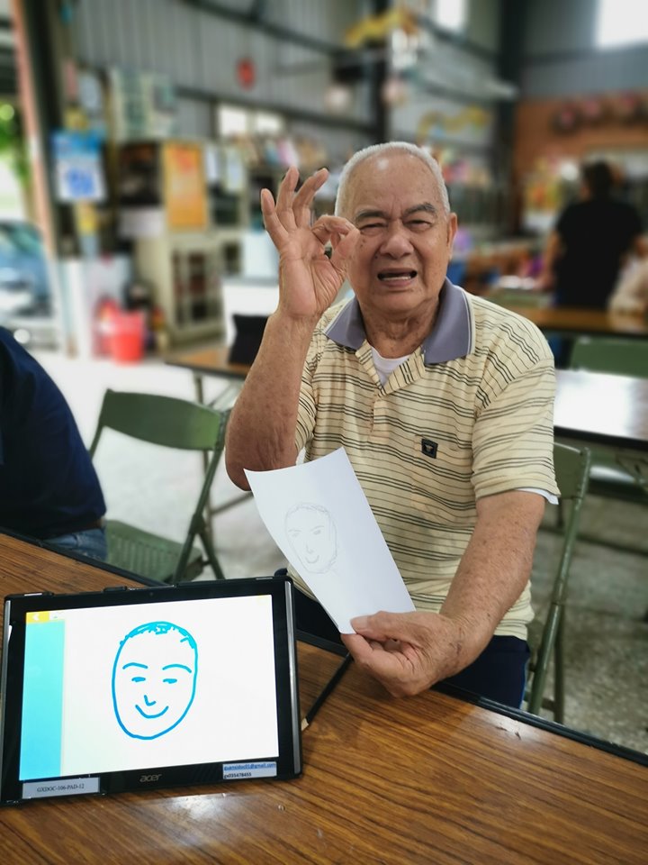 平板創作自畫像  建造成就感與生活樂趣-封面照