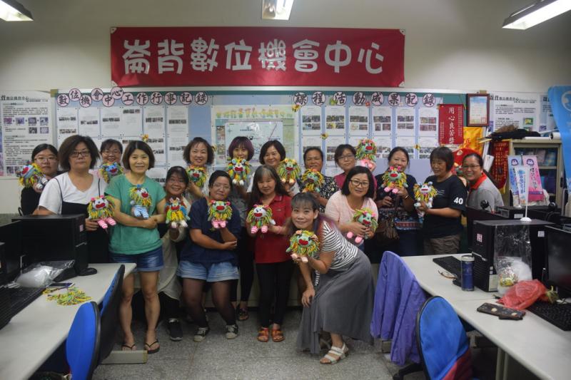 創意手工製作班學員合影