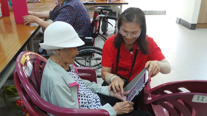 池上陸安部落黃金妹阿嬤90歲