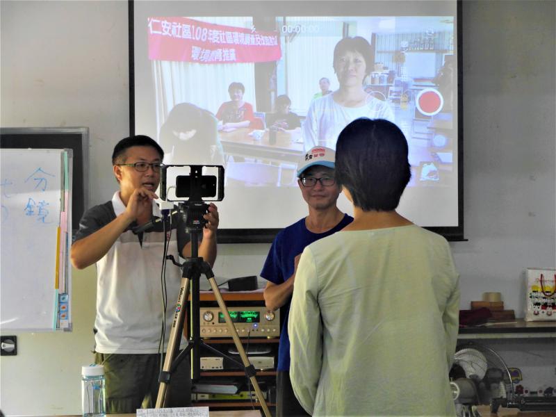 拍攝受訪者這樣取鏡-封面照