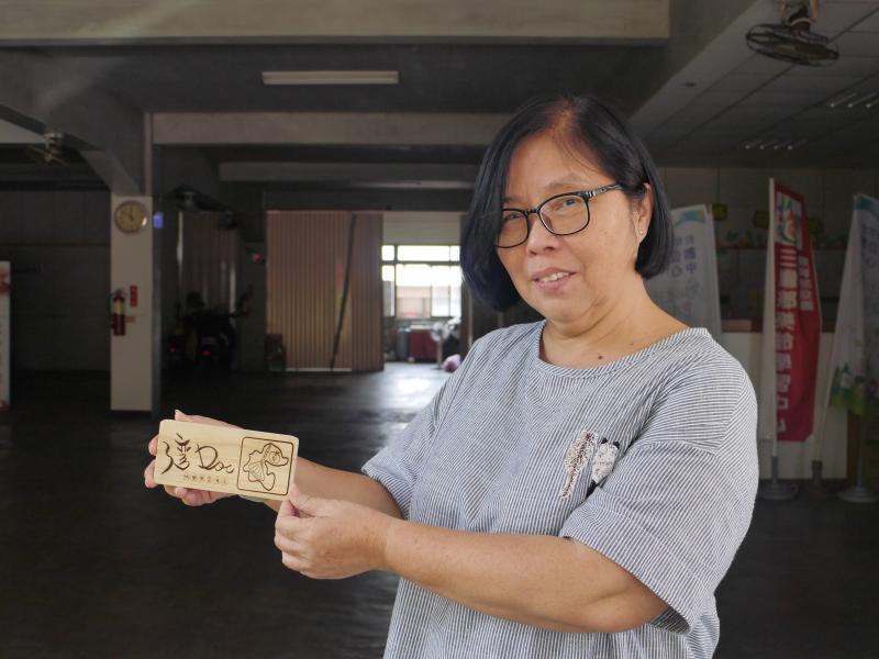 三灣 DOC 的 官方 LOGO，雷雕送出爐 !-封面照