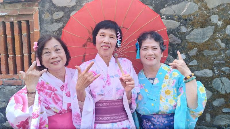 裝扮水水，穿上日本和服，走到哪我就是網美～ 今天我最美！