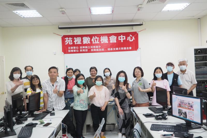 「影片錄製與剪輯-攝影篇2」課程 合影