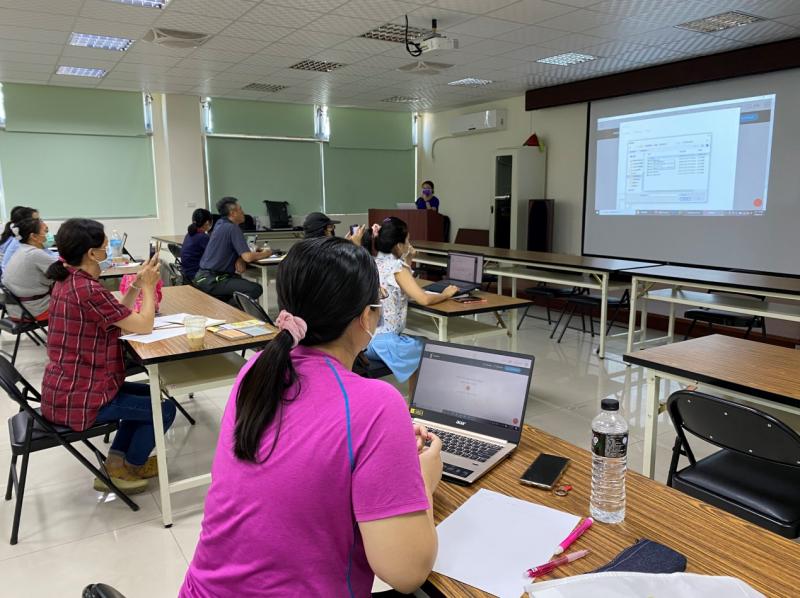 數位時代，不分距離，共好共學-封面照