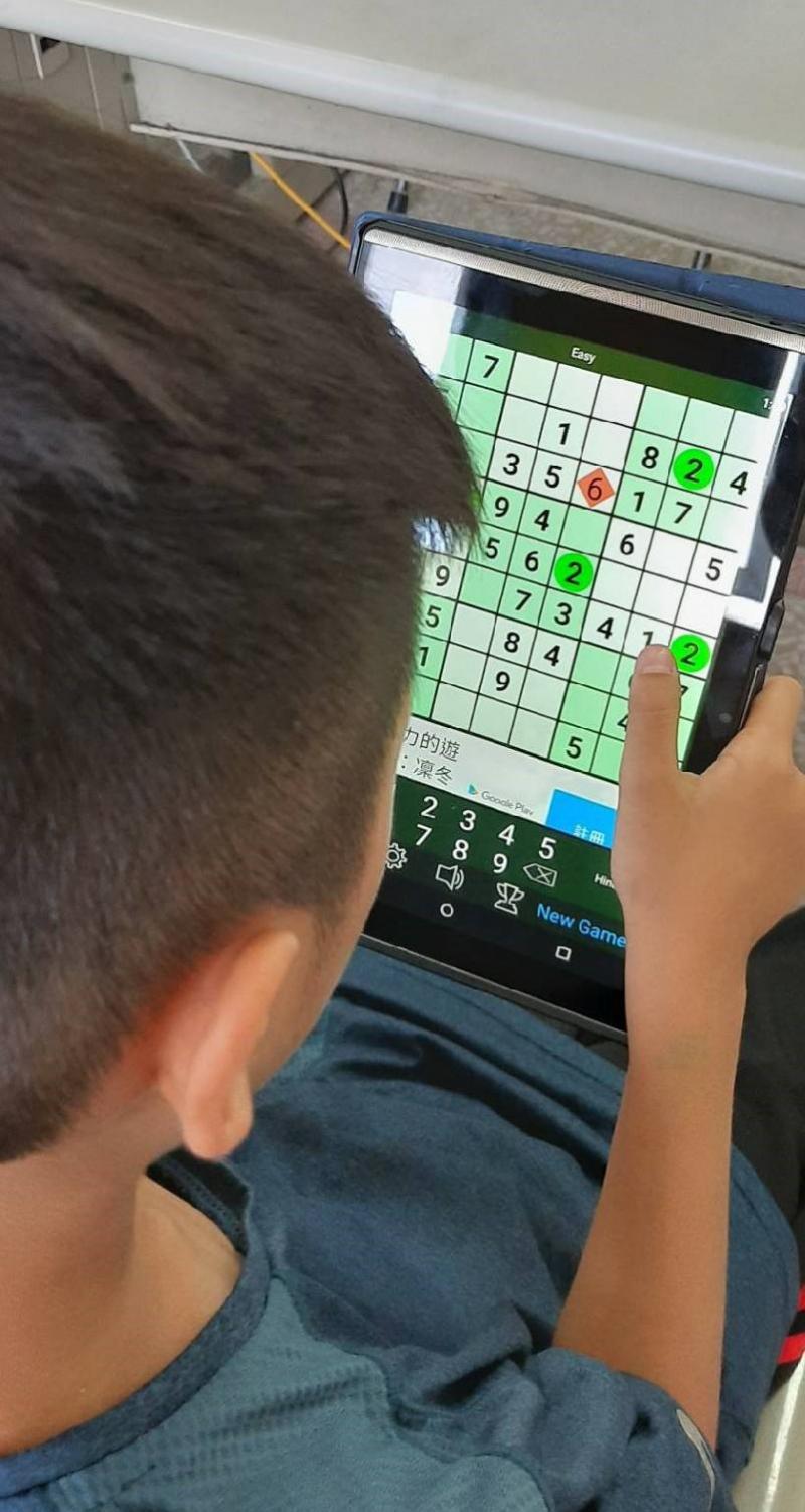 學生第一次接觸Sudoku(數獨)