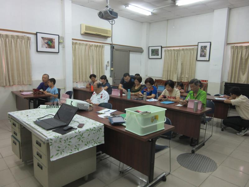 105年8月2日就是愛APP-梅山文教基金會開課了-封面照