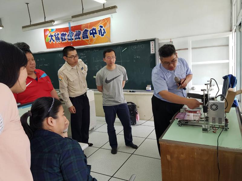 真神奇的3D列印機!