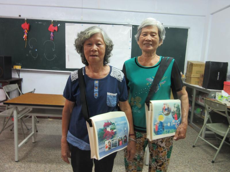  105年08月10日平板攝影滑滑樂-中坑社區,開課了. -封面照