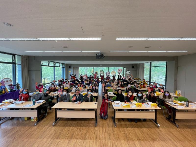 109 年期末交流分享會大合影。