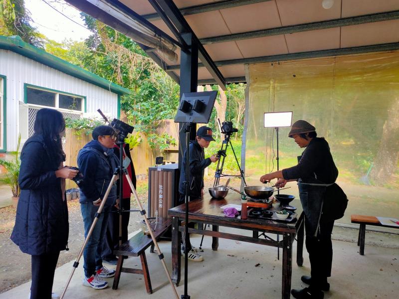 部落魔法師 王美娟-封面照