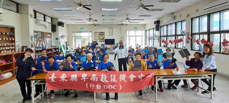 趴趴走～行動平板電腦-封面照