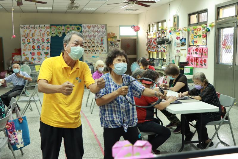 學員憶起體驗switch設備的樂趣。