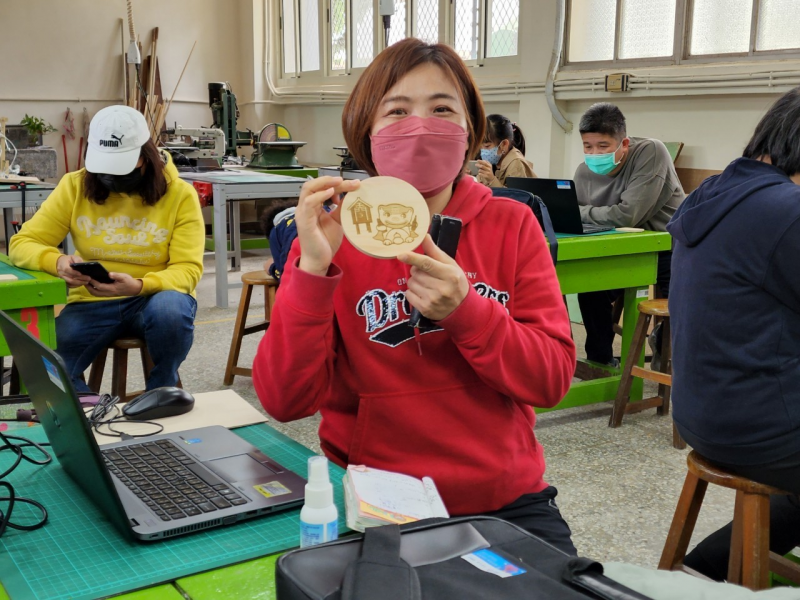 雷雕與文創相遇-封面照